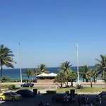 Apartamento na Praia da Barra
